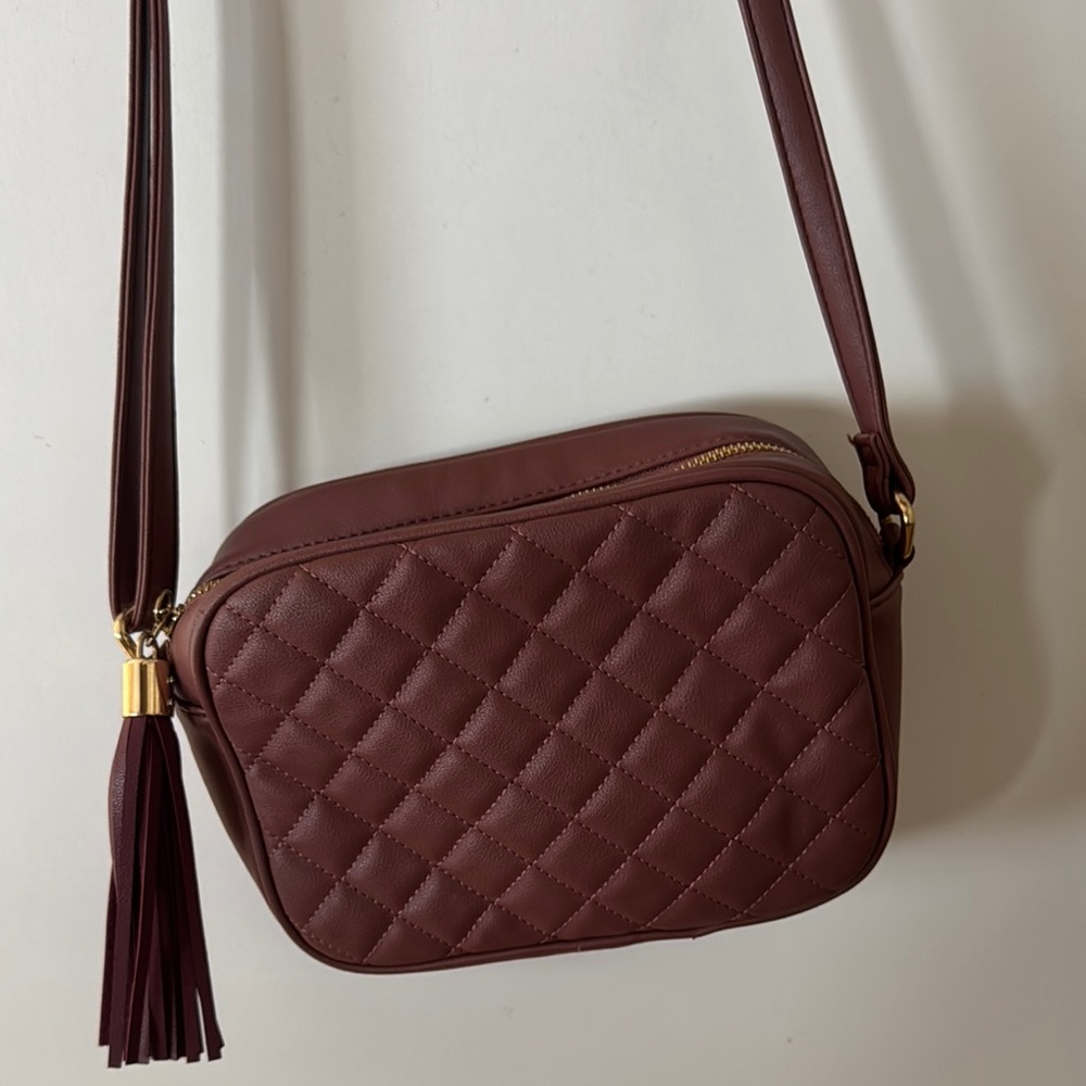 Elegant Quilted Brown Crossbody Bag